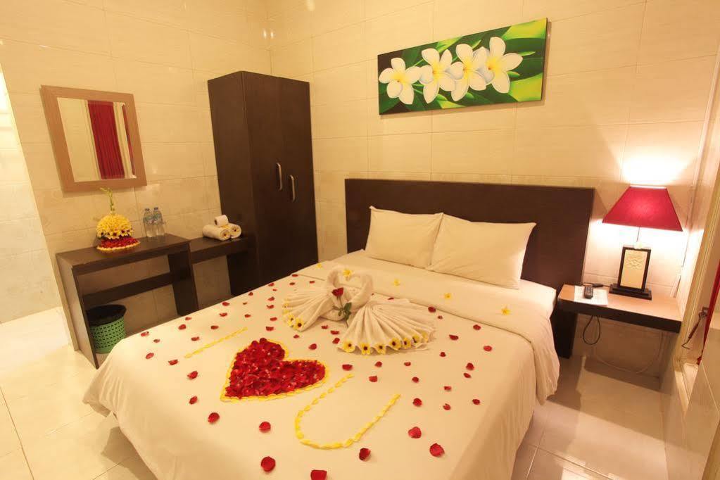 Hotel Angkul Angkul Kuta By Kamara 2*
